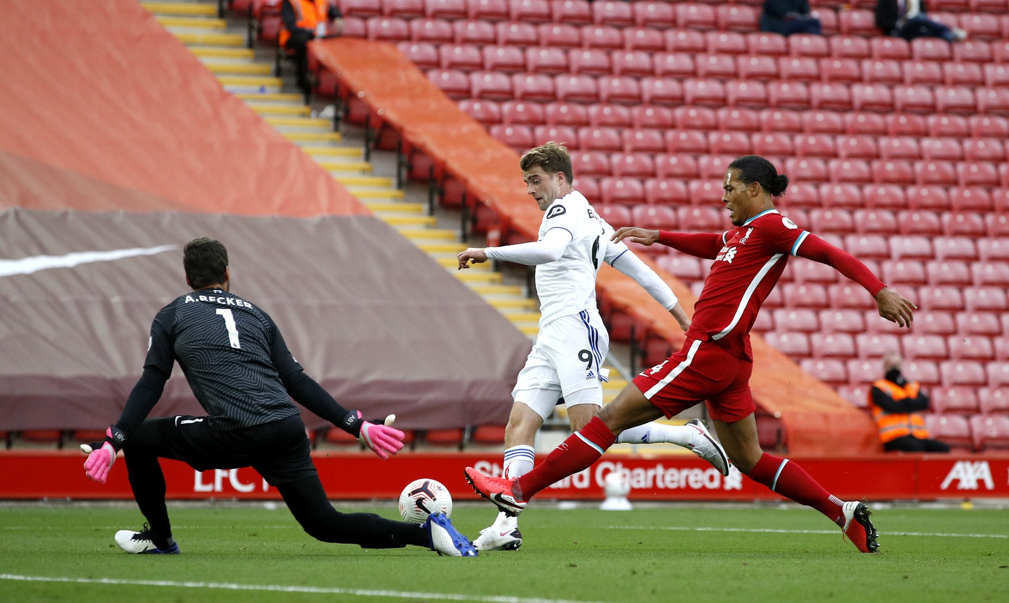 键攻防回合 键攻防回合